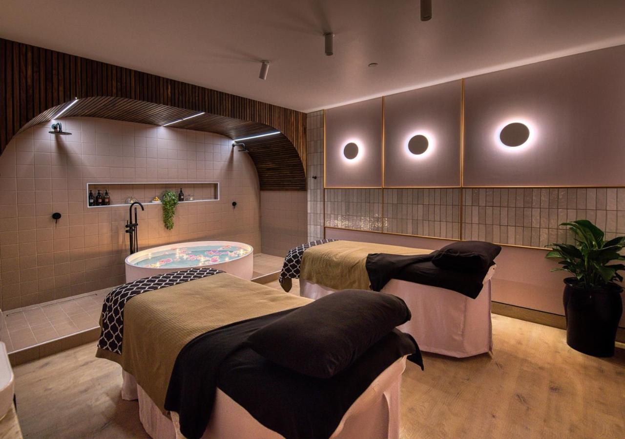 ซูดิมา ควีนส์ทาวน์ ไฟว์ไมล์ Hotel ภายนอก รูปภาพ